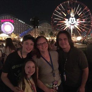 Meet your Posher, Carrie